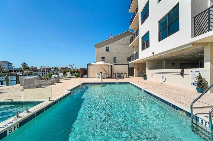 Image No.39-4 Bed Property for sale