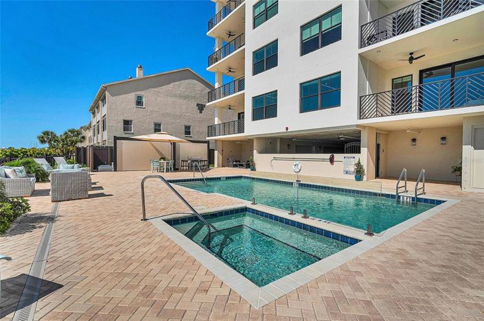 Image No.40-4 Bed Property for sale