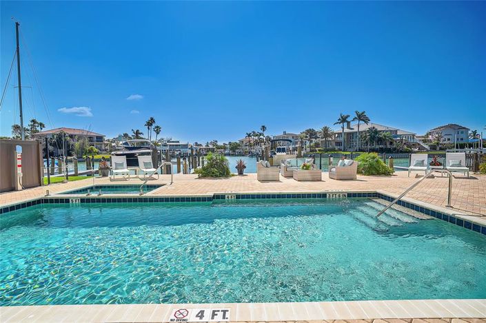 Image No.41-4 Bed Property for sale