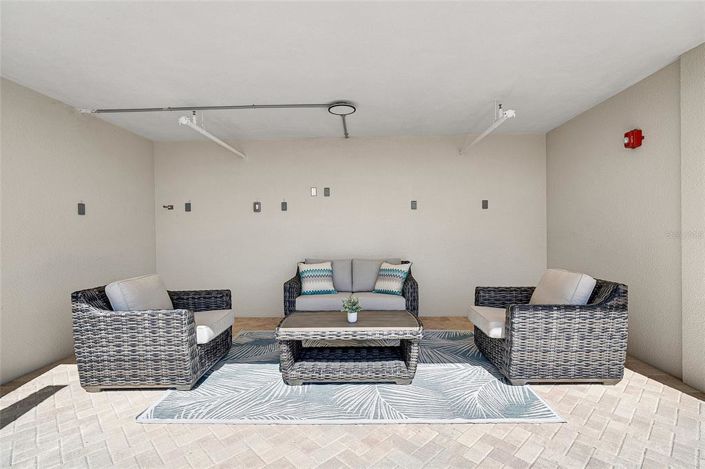 Image No.43-4 Bed Property for sale