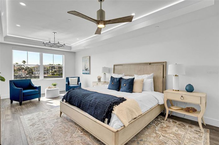 Image No.6-4 Bed Property for sale