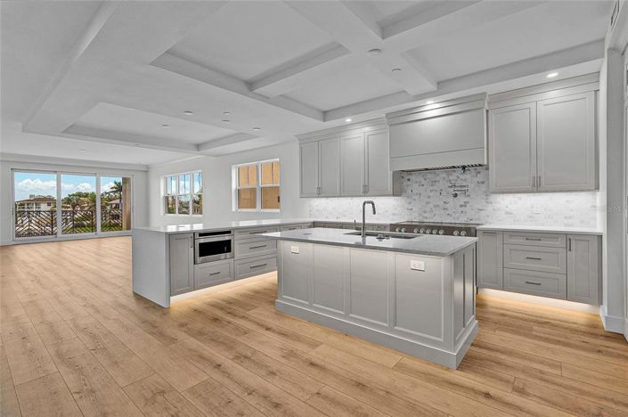 Image No.3-4 Bed Property for sale