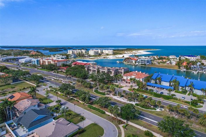 Image No.33-2 Bed Property for sale