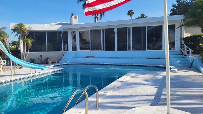 Image No.6-Propriété de 5 chambres à vendre à Floride