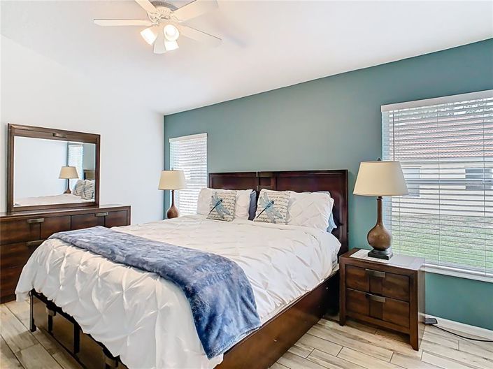 Image No.6-5 Bed Property for sale