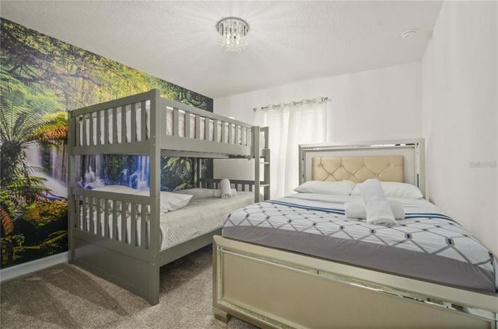 Image No.15-4 Bed Townhouse for sale