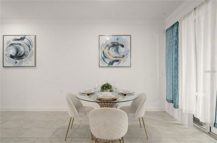 Image No.5-4 Bed Townhouse for sale