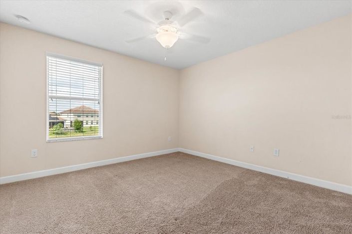 Image No.24-5 Bed Property for sale