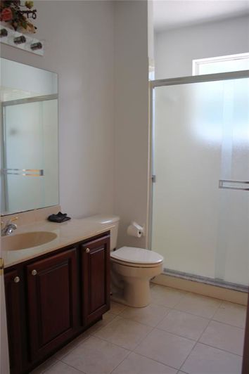 Image No.9-Propriété de 5 chambres à vendre à Kissimmee