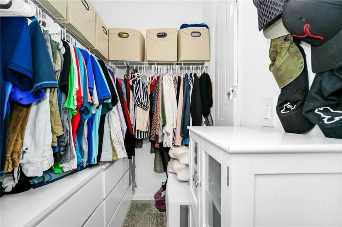 Image No.30-4 Bed Property for sale