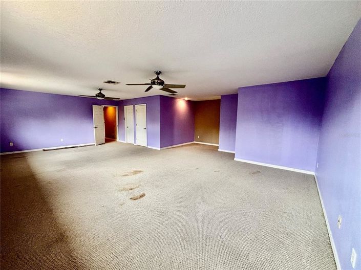 Image No.15-5 Bed Property for sale