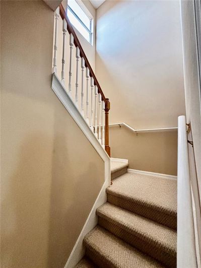 Image No.23-5 Bed Property for sale