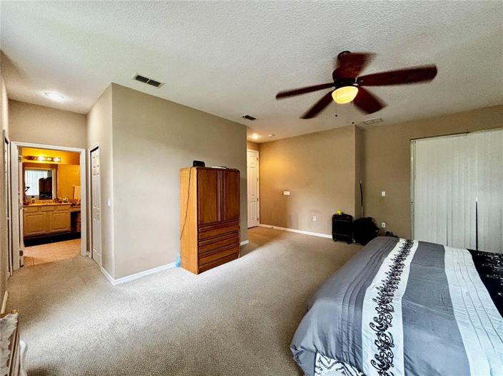 Image No.28-5 Bed Property for sale