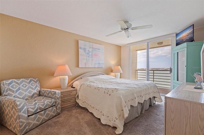 Image No.18-2 Bed Property for sale