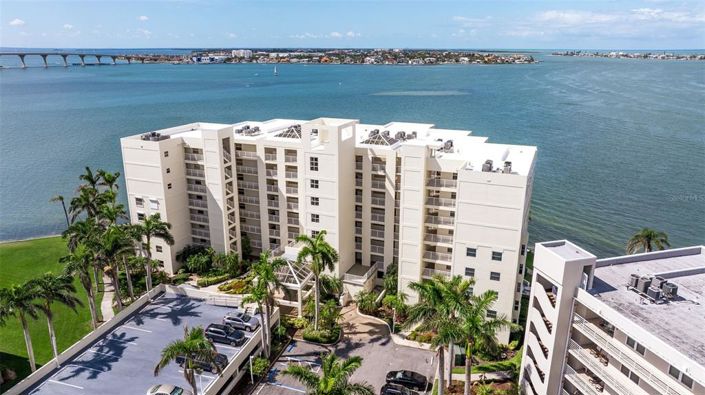 Image No.37-2 Bed Property for sale