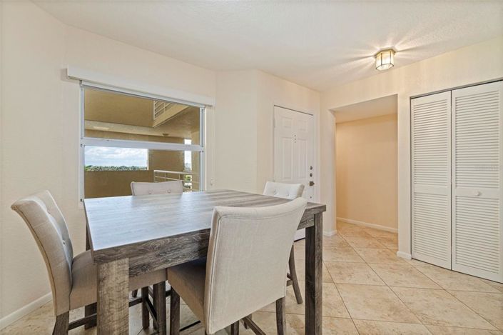 Image No.9-2 Bed Property for sale