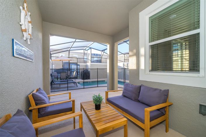 Image No.18-4 Bed Townhouse for sale