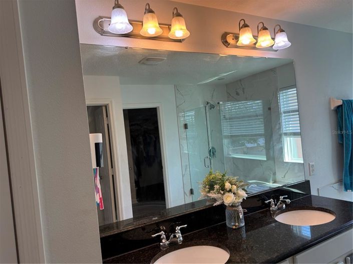 Image No.47-4 Bed Property for sale