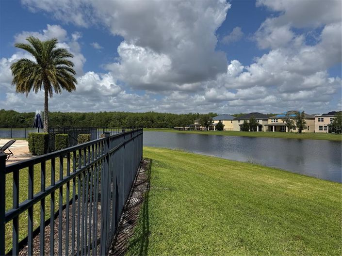 Image No.6-Propriété de 4 chambres à vendre à Kissimmee