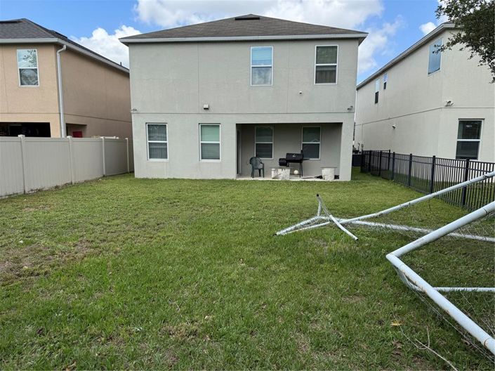 Image No.67-4 Bed Property for sale