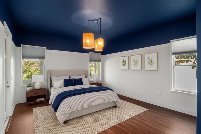 Image No.21-6 Bed Property for sale