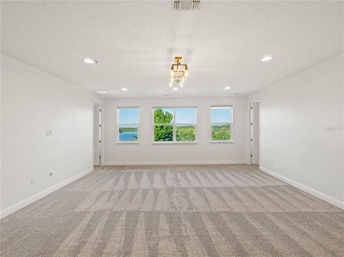 Image No.33-6 Bed Property for sale