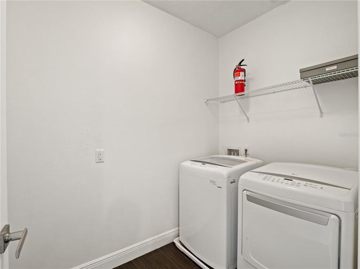 Image No.44-6 Bed Property for sale