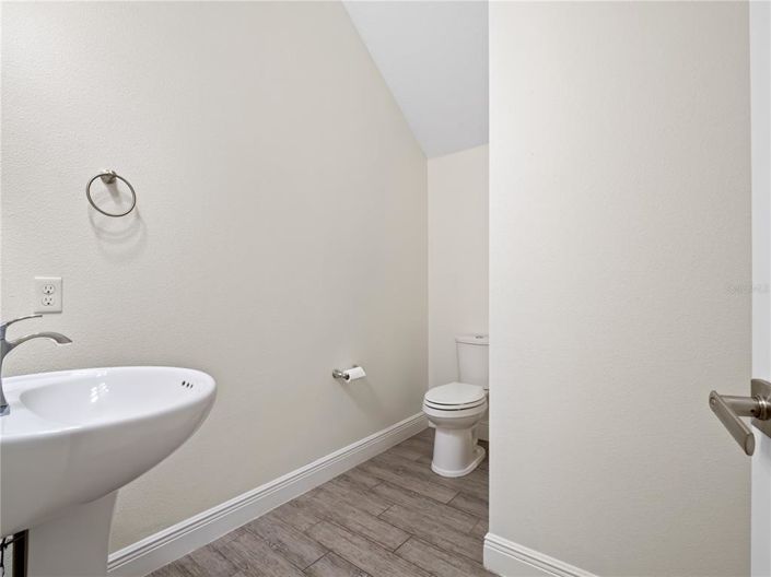 Image No.6-6 Bed Property for sale