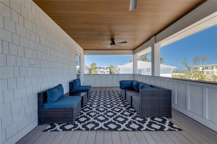 Image No.22-5 Bed Property for sale