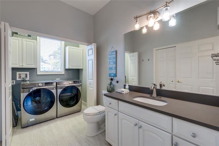 Image No.36-5 Bed Property for sale