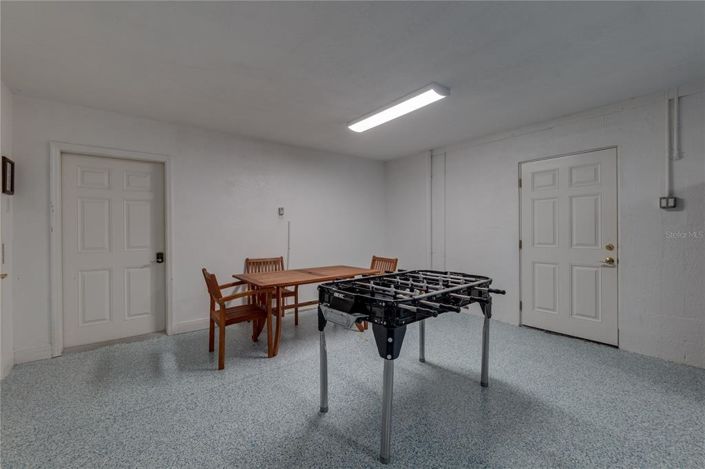 Image No.40-5 Bed Property for sale