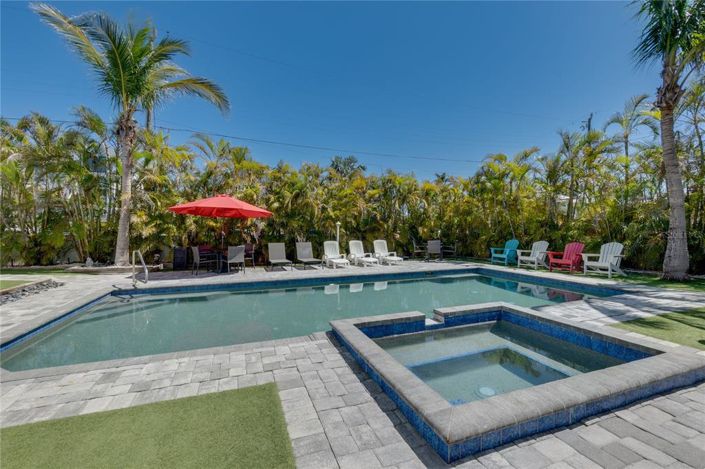 Image No.48-5 Bed Property for sale