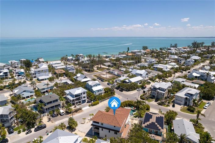 Image No.57-5 Bed Property for sale