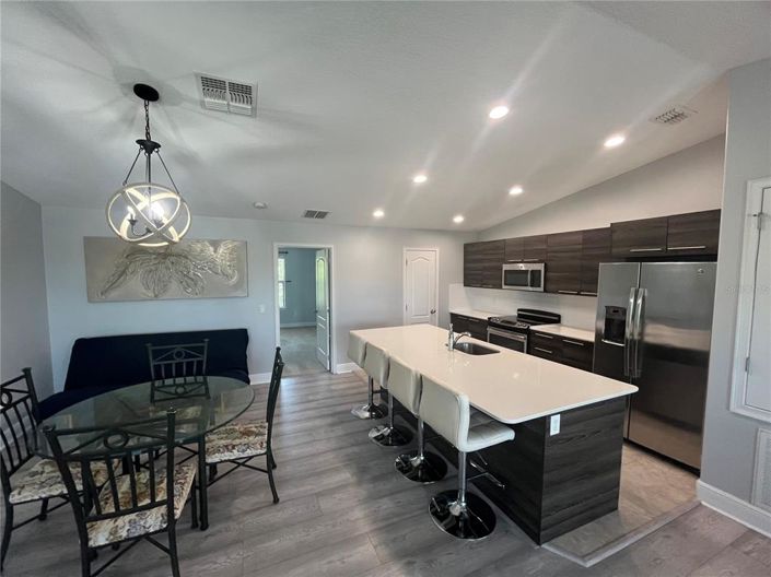 Image No.11-2 Bed Townhouse for sale