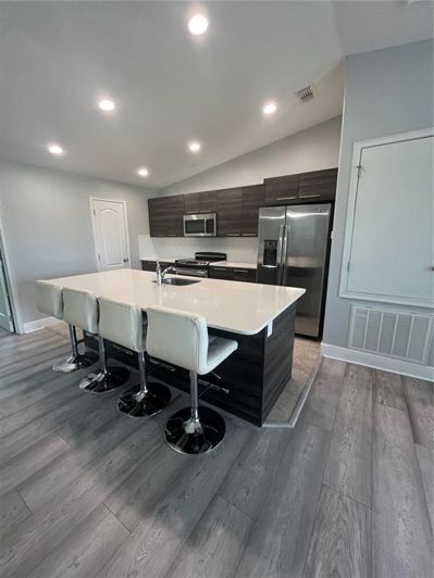 Image No.17-2 Bed Townhouse for sale