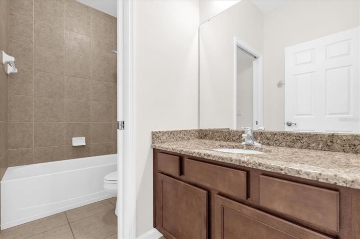 Image No.30-3 Bed Property for sale