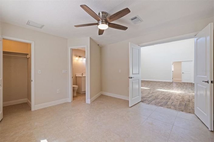 Image No.21-Propriété de 4 chambres à vendre à Floride