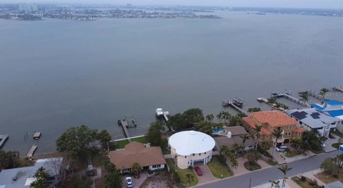 Image No.18-4 Bed Property for sale