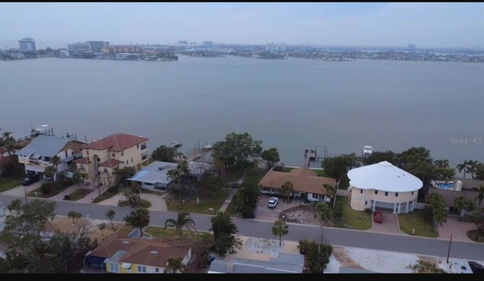 Image No.20-4 Bed Property for sale