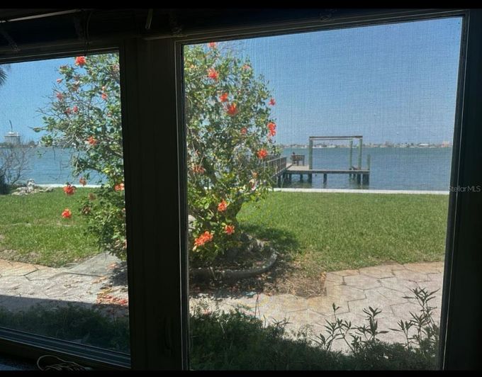 Image No.24-4 Bed Property for sale