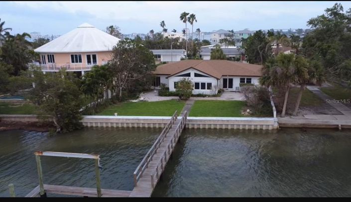 Image No.9-4 Bed Property for sale