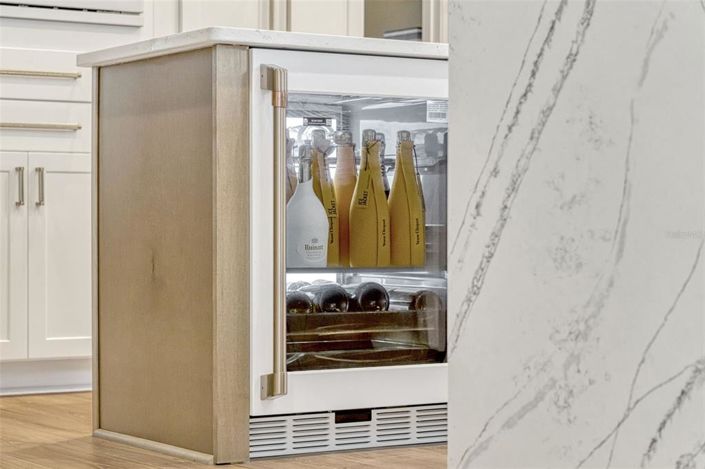 Image No.11-4 Bed Property for sale