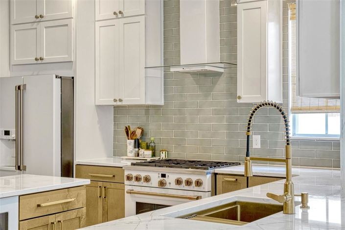 Image No.13-4 Bed Property for sale