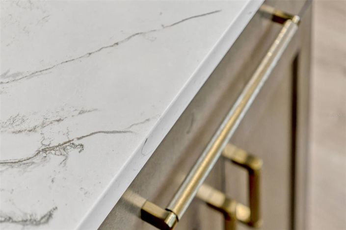 Image No.14-4 Bed Property for sale