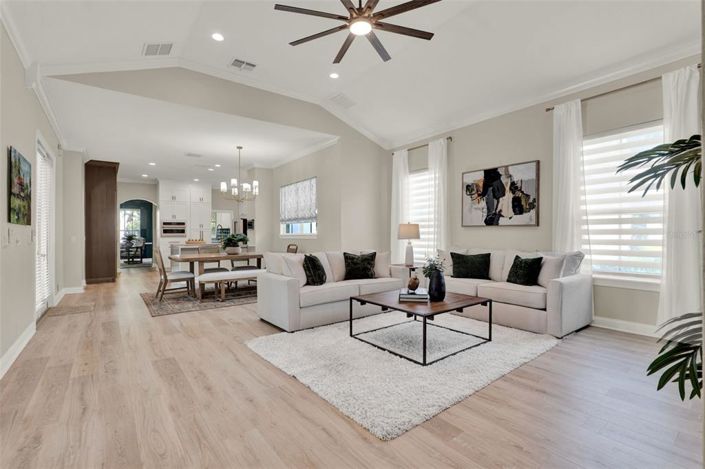 Image No.19-4 Bed Property for sale