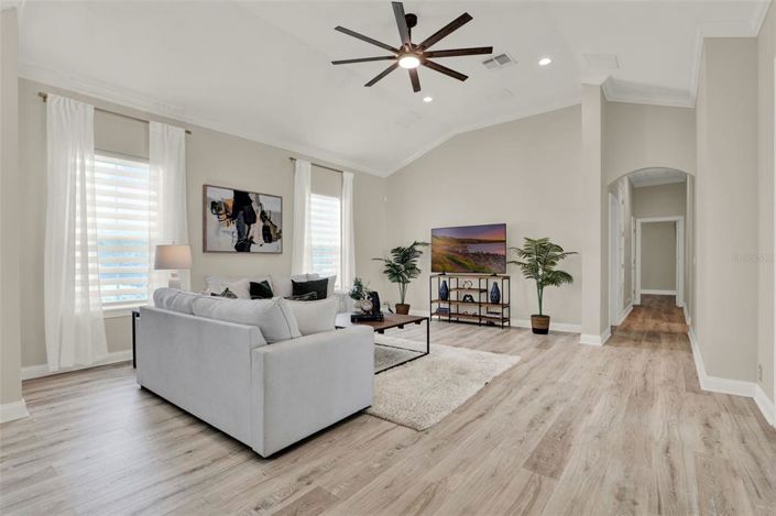 Image No.21-4 Bed Property for sale