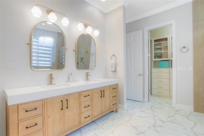 Image No.27-4 Bed Property for sale