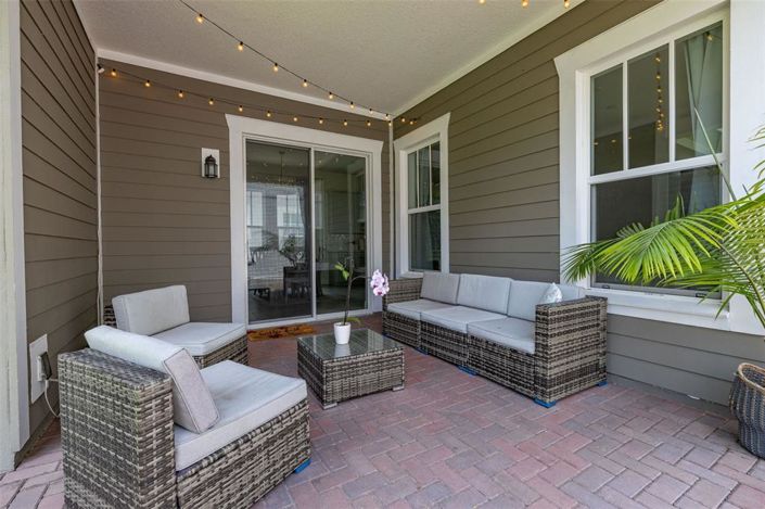 Image No.17-5 Bed Property for sale