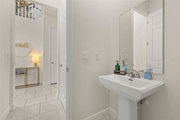 Image No.35-5 Bed Property for sale