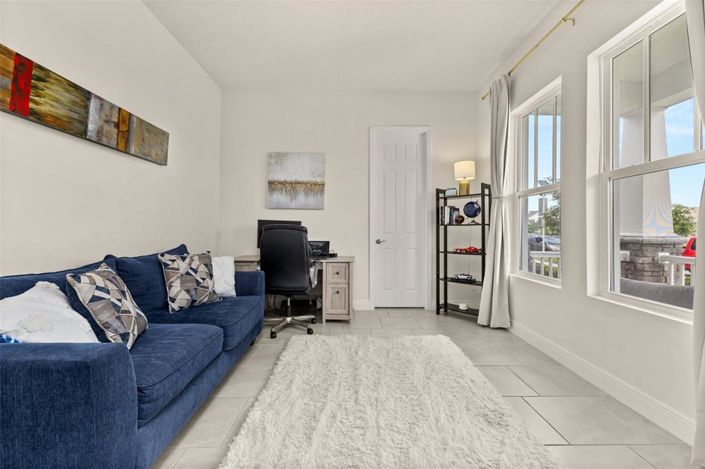 Image No.8-5 Bed Property for sale